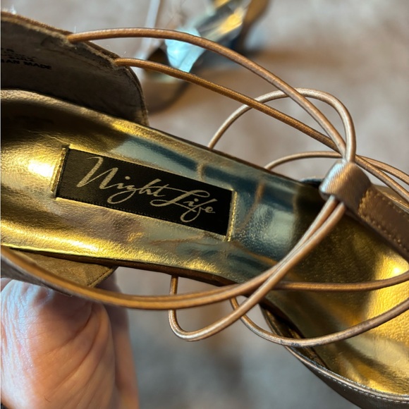 Night Life Gold satin heel - Picture 6 of 6
